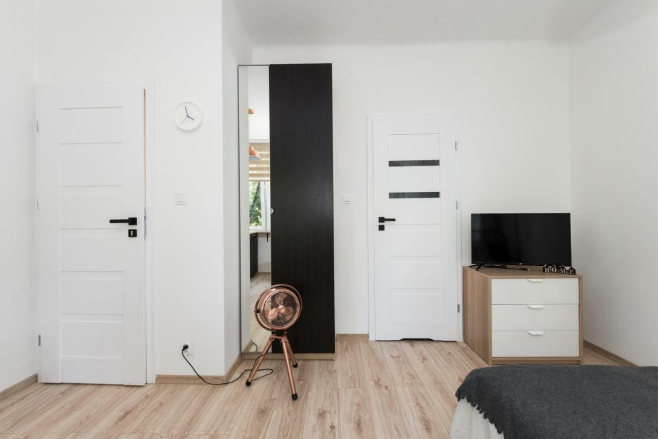 Superapart Gagarina Ministudio Warszawa Exteriör bild